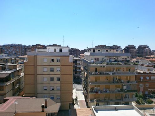 appartamento in vendita a Pomezia in zona Santa Procula