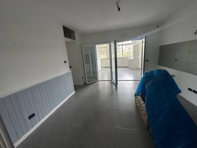 appartamento in vendita a Pomezia in zona Colli di Enea