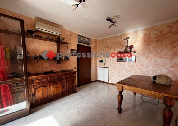 appartamento in vendita a Pomezia in zona Santa Palomba