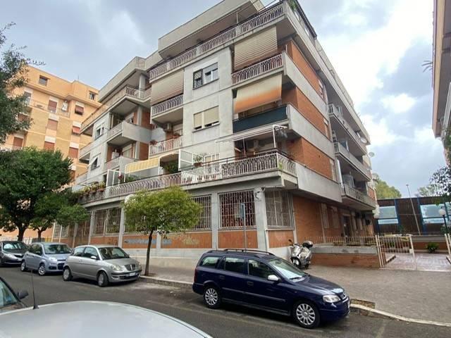 appartamento in vendita a Pomezia