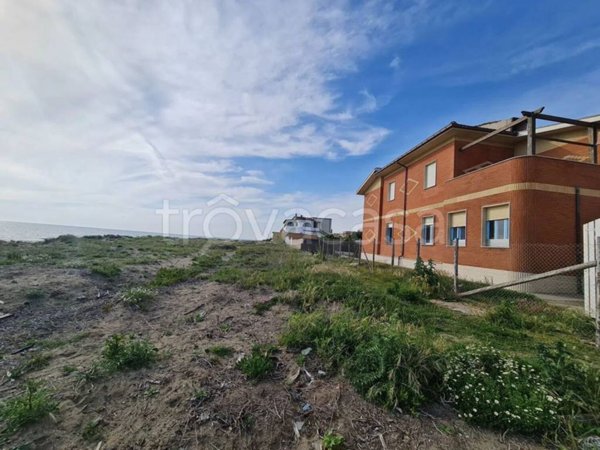 casa indipendente in vendita a Pomezia