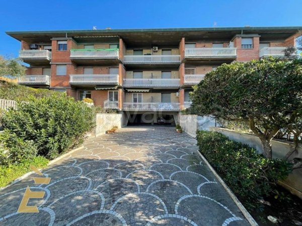 appartamento in vendita a Pomezia in zona Torvaianica