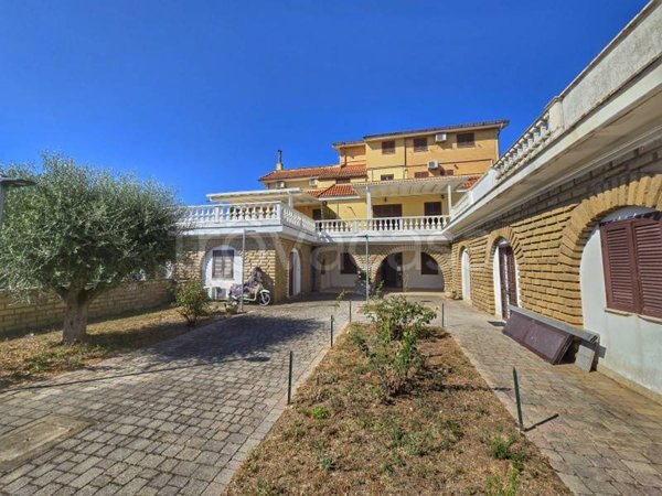 appartamento in vendita a Pomezia