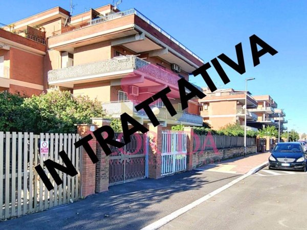 appartamento in vendita a Pomezia in zona Torvaianica