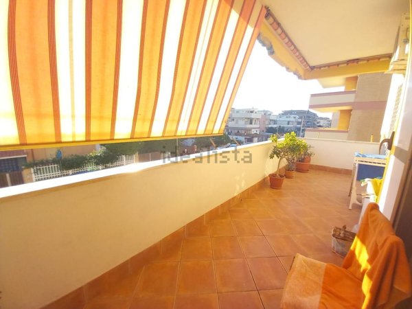 appartamento in vendita a Pomezia in zona Torvaianica