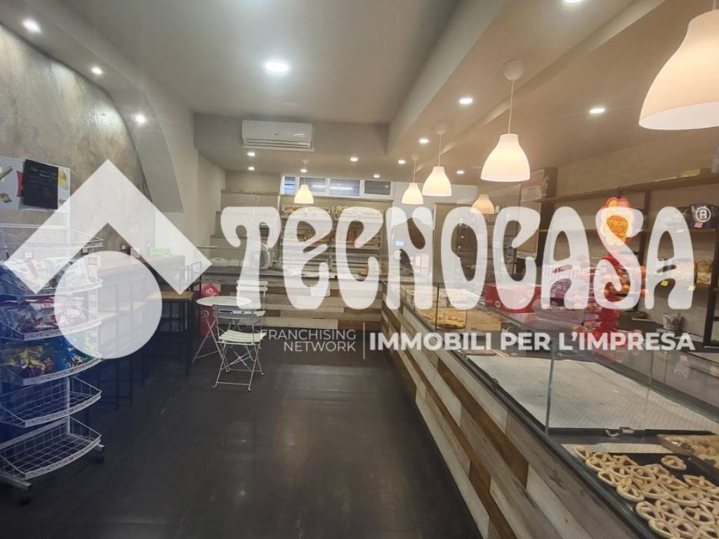 negozio in vendita a Pomezia
