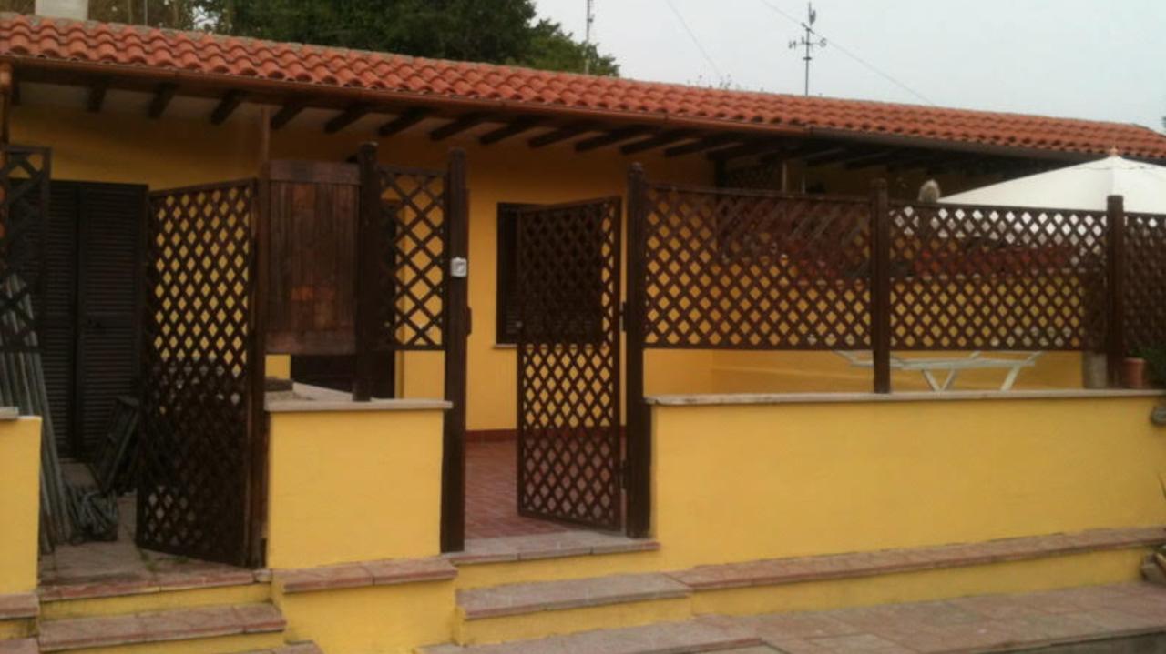 casa indipendente in vendita a Pomezia