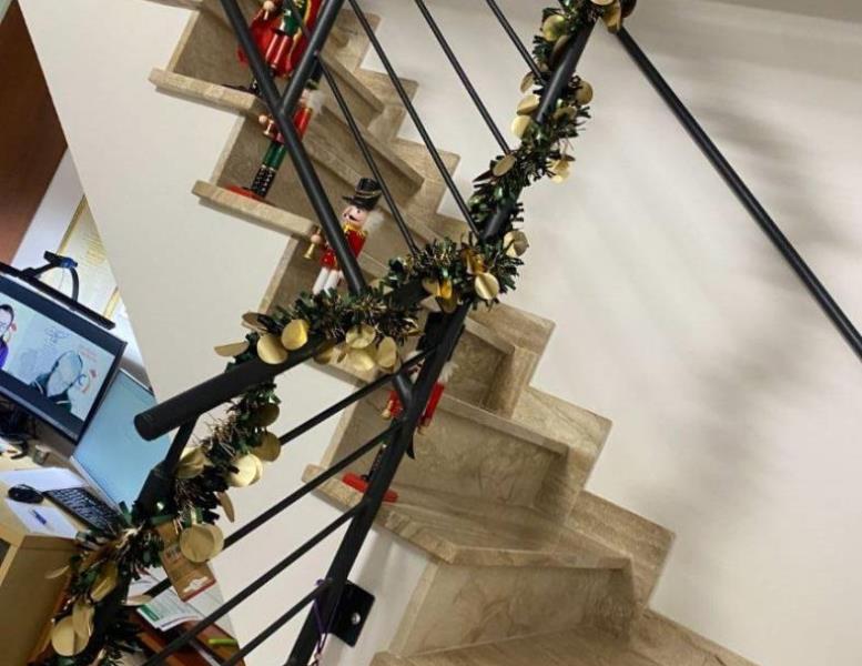 casa indipendente in vendita a Pomezia in zona Torvaianica Alta