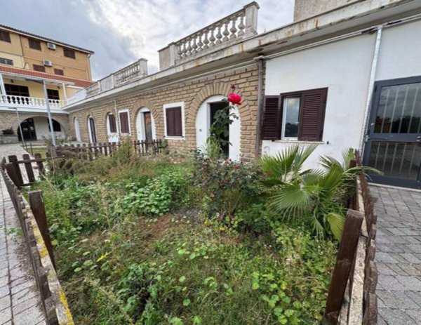 appartamento in vendita a Pomezia