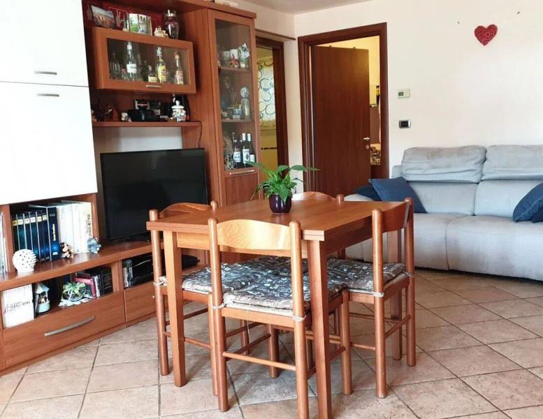 casa indipendente in vendita a Pomezia in zona Torvaianica