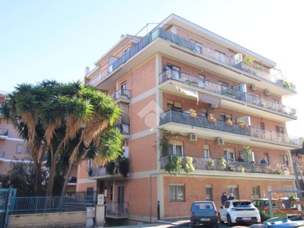 appartamento in vendita a Pomezia