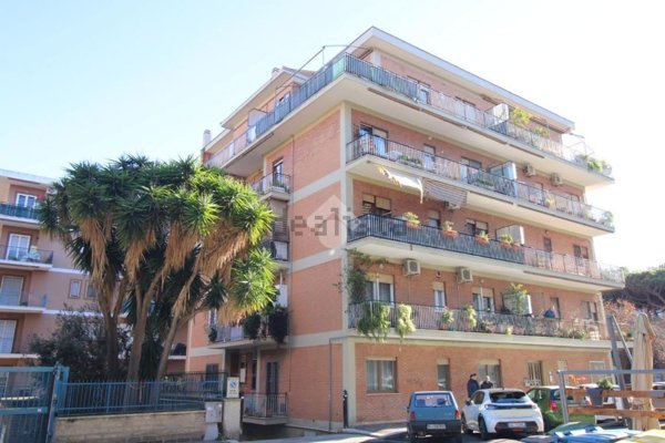 appartamento in vendita a Pomezia