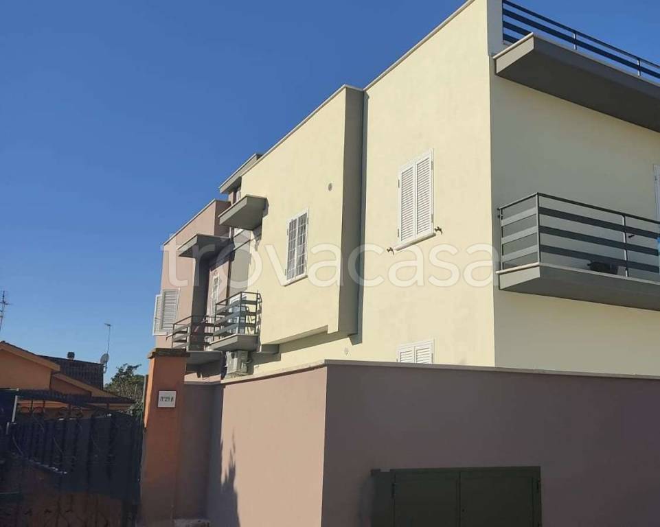 appartamento in vendita a Pomezia