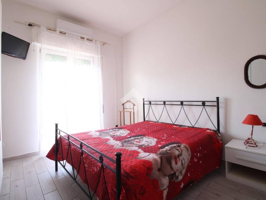appartamento in vendita a Pomezia in zona Torvaianica