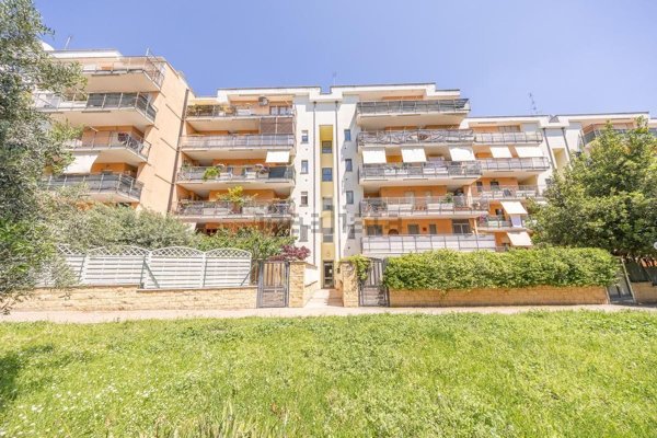 appartamento in vendita a Pomezia