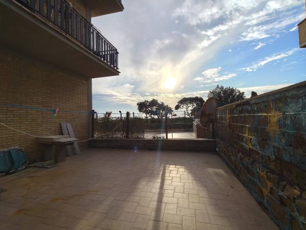 appartamento in vendita a Pomezia in zona Torvaianica