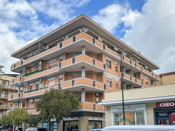 appartamento in vendita a Pomezia