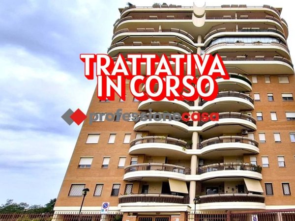 appartamento in vendita a Pomezia in zona Colli di Enea