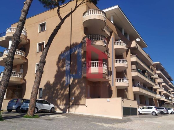appartamento in vendita a Pomezia