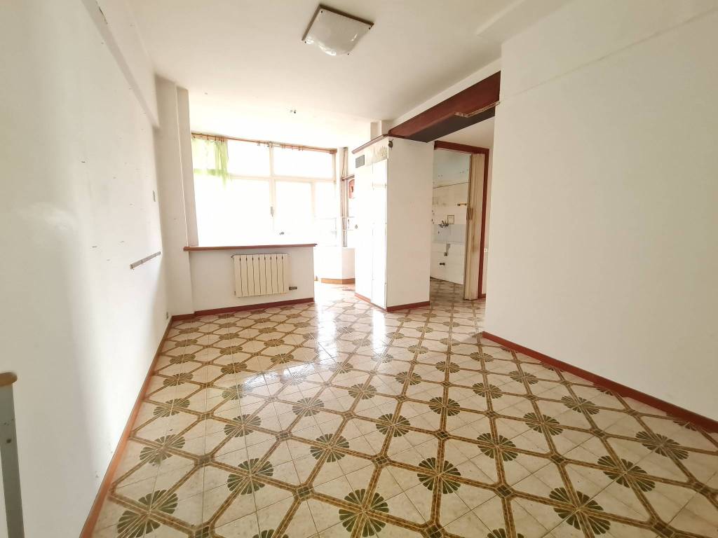 appartamento in vendita a Pomezia in zona Torvaianica