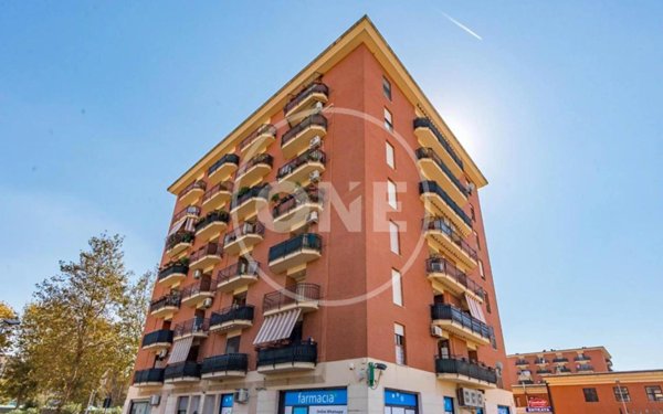 appartamento in vendita a Pomezia in zona Torvaianica