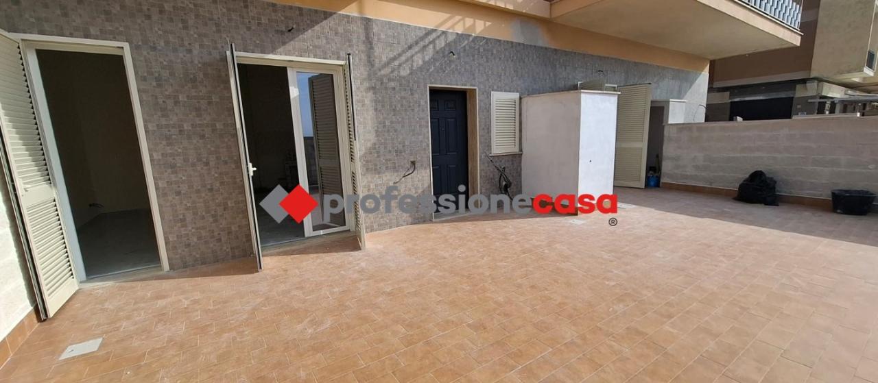 appartamento in vendita a Pomezia in zona Torvaianica