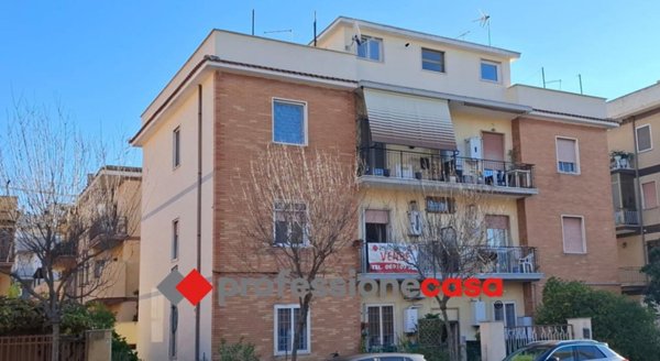 appartamento in vendita a Pomezia
