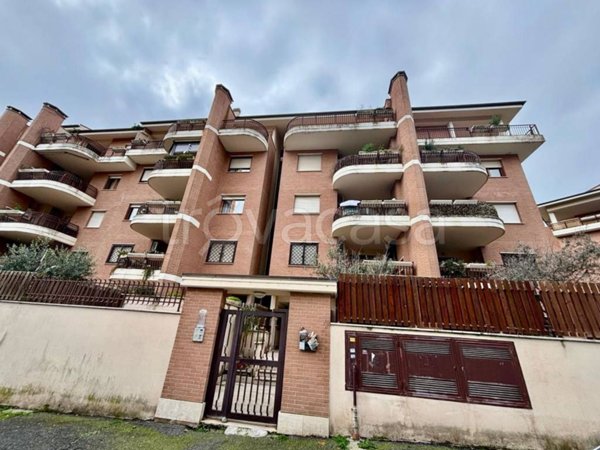 appartamento in vendita a Pomezia