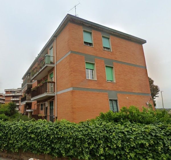appartamento in vendita a Pomezia in zona Torvaianica