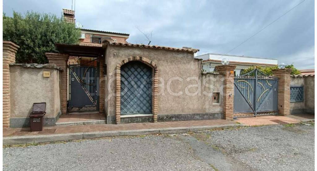 casa indipendente in vendita a Pomezia in zona Campo Jemini