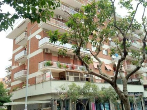 appartamento in vendita a Pomezia
