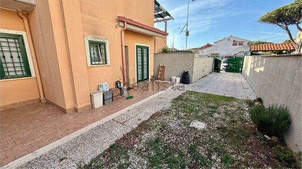 appartamento in vendita a Pomezia