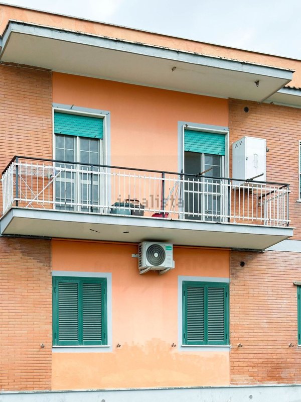 appartamento in vendita a Pomezia