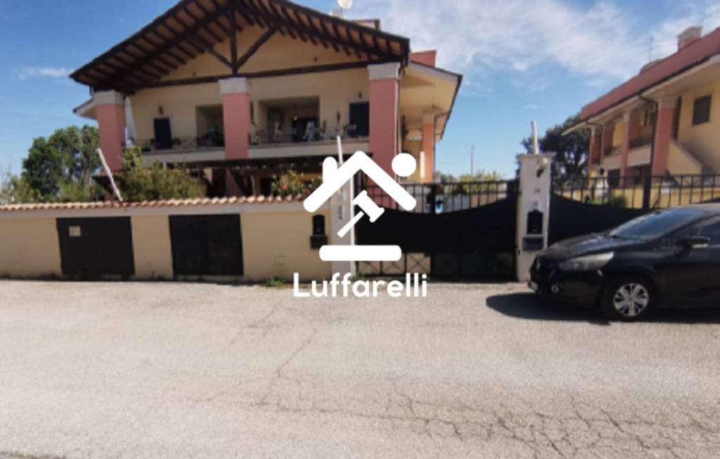 appartamento in vendita a Pomezia