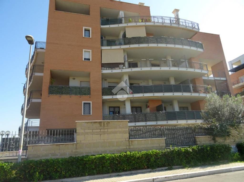 appartamento in vendita a Pomezia