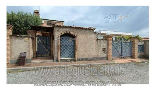 casa indipendente in vendita a Pomezia in zona Campo Jemini