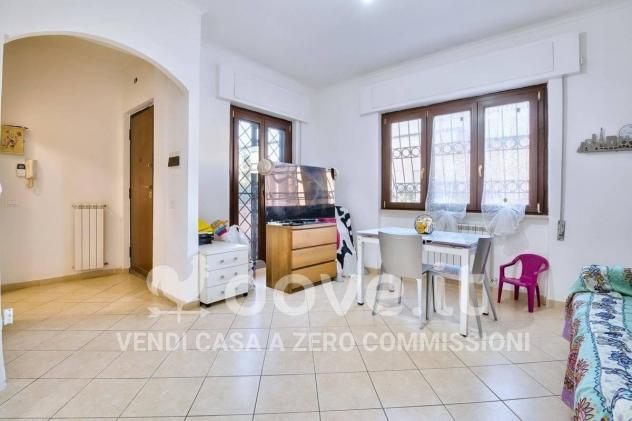 appartamento in vendita a Pomezia in zona Torvaianica