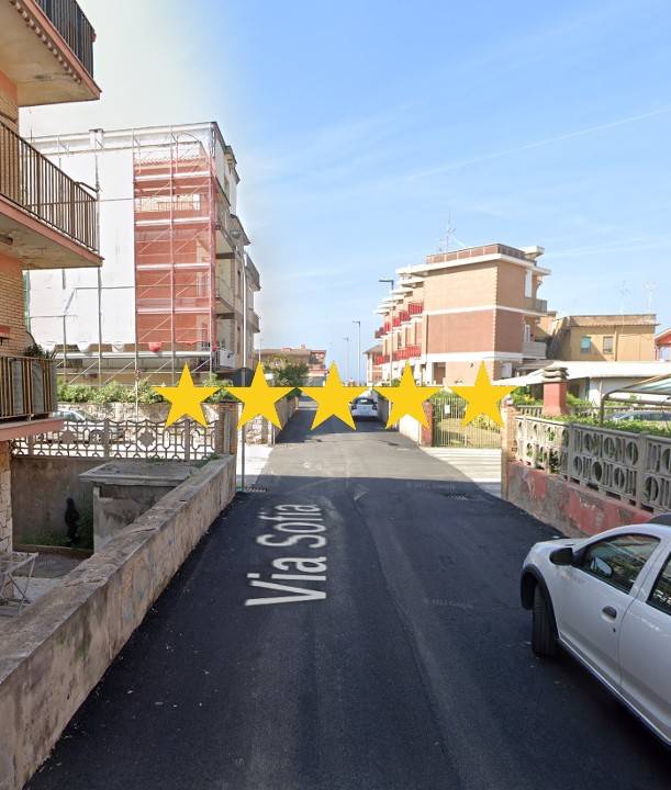 appartamento in vendita a Pomezia in zona Torvaianica
