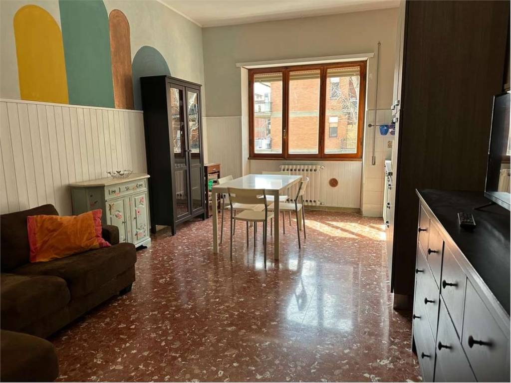 appartamento in vendita a Pomezia in zona Torvaianica