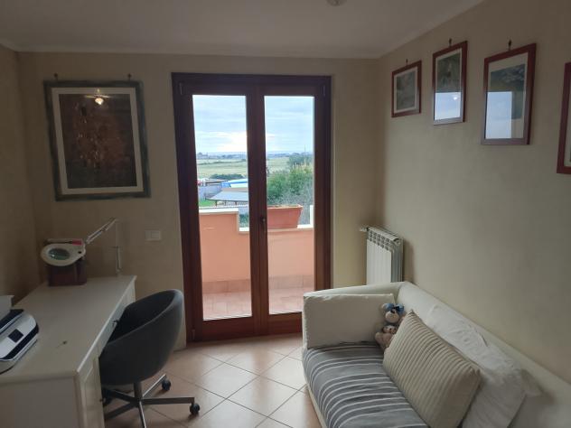 casa indipendente in vendita a Pomezia
