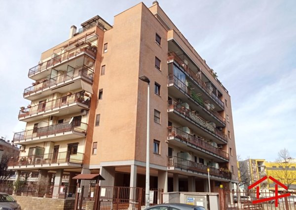 appartamento in vendita a Pomezia