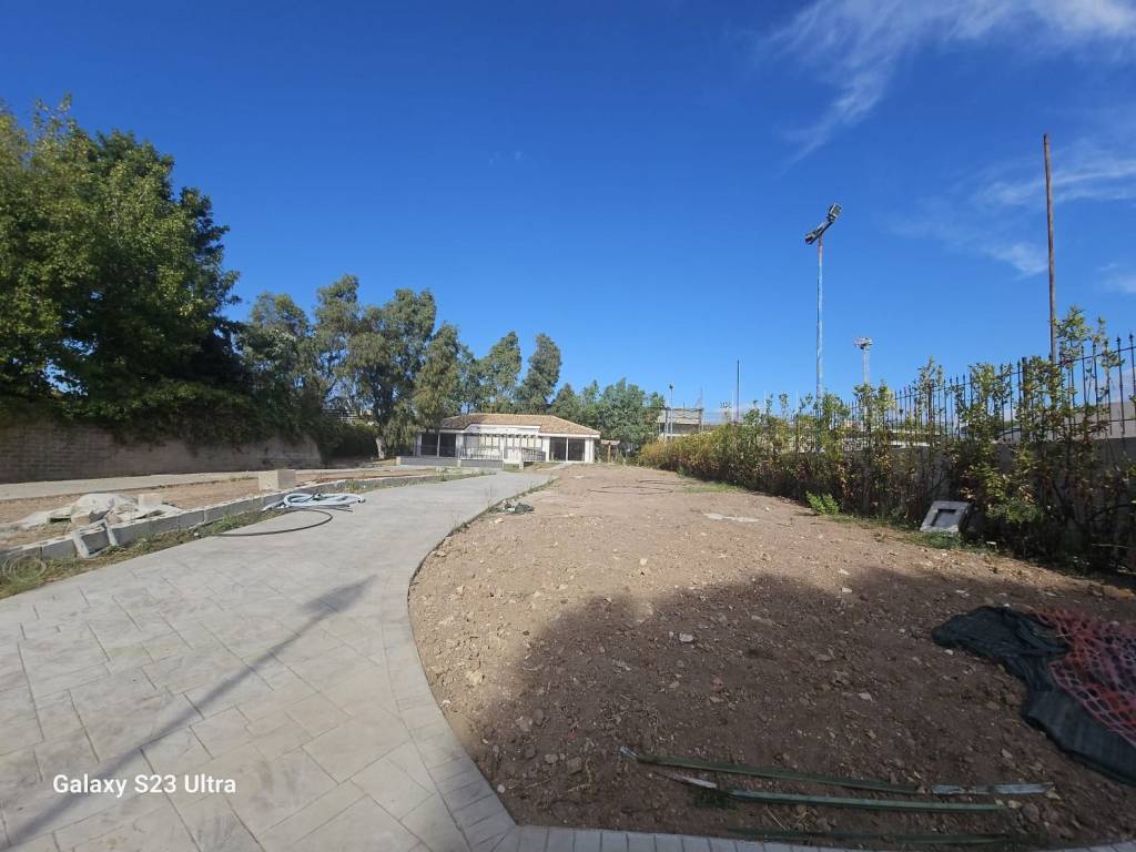 casa indipendente in vendita a Pomezia in zona Colli di Enea