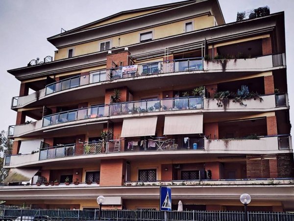 appartamento in vendita a Pomezia
