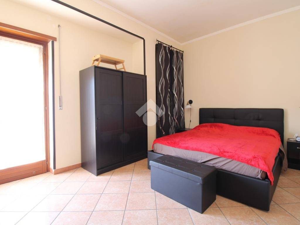 appartamento in vendita a Pomezia in zona Torvaianica