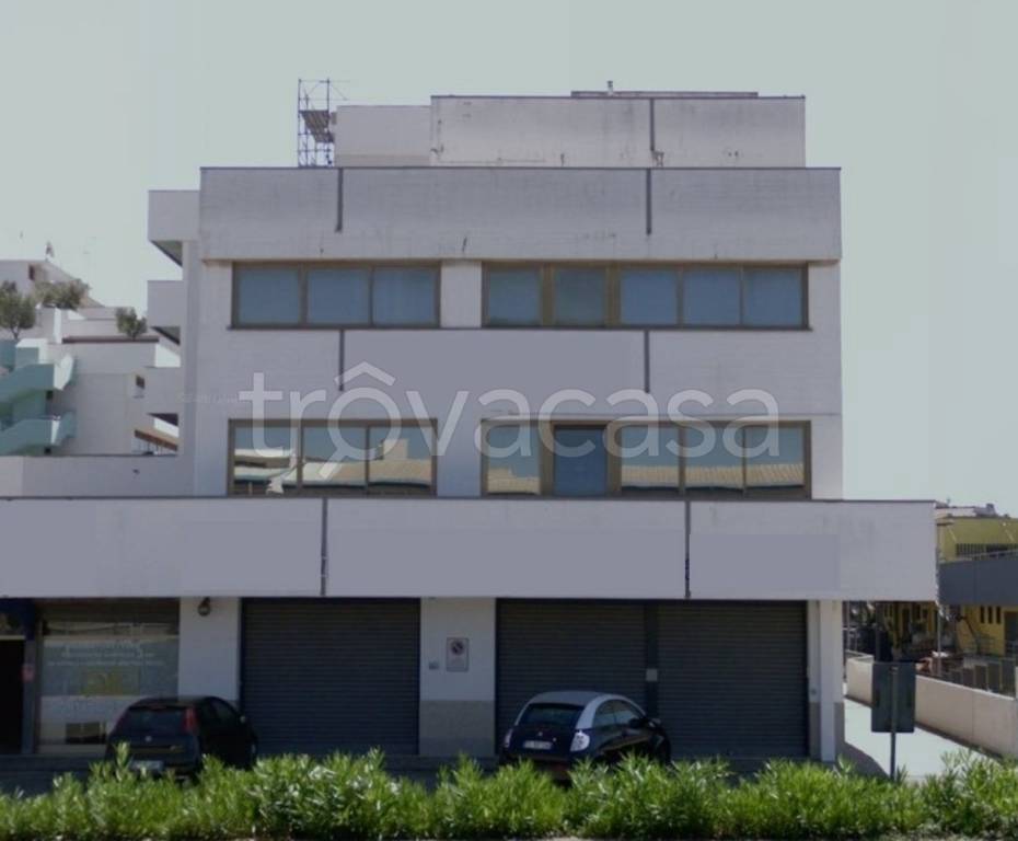 ufficio in vendita a Pomezia