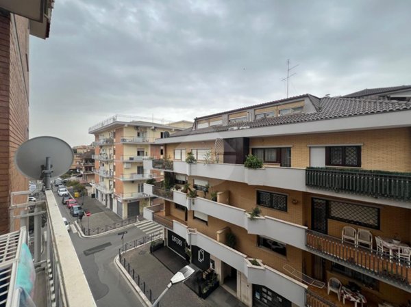 appartamento in vendita a Pomezia