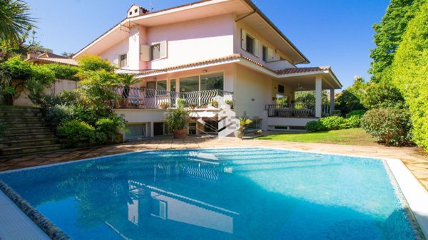 casa indipendente in vendita a Pomezia