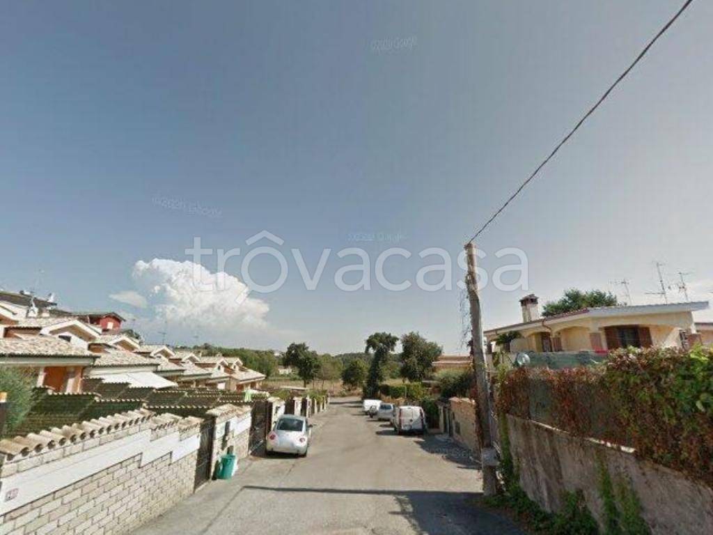 casa indipendente in vendita a Pomezia in zona Campo Jemini