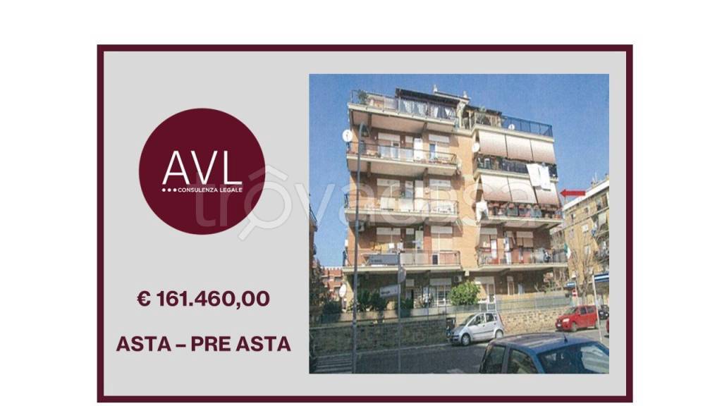 appartamento in vendita a Pomezia in zona Torvaianica