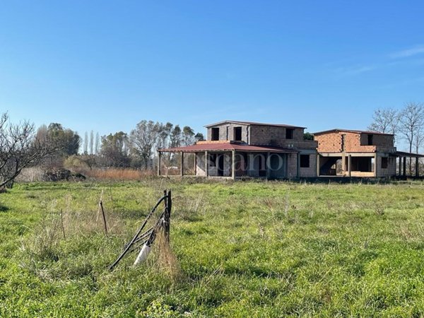 casa indipendente in vendita a Pomezia in zona Campo Selva